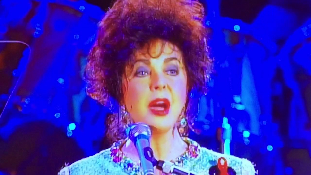 Elizabeth Taylor Freddie Mercury Tribute Concert 1992