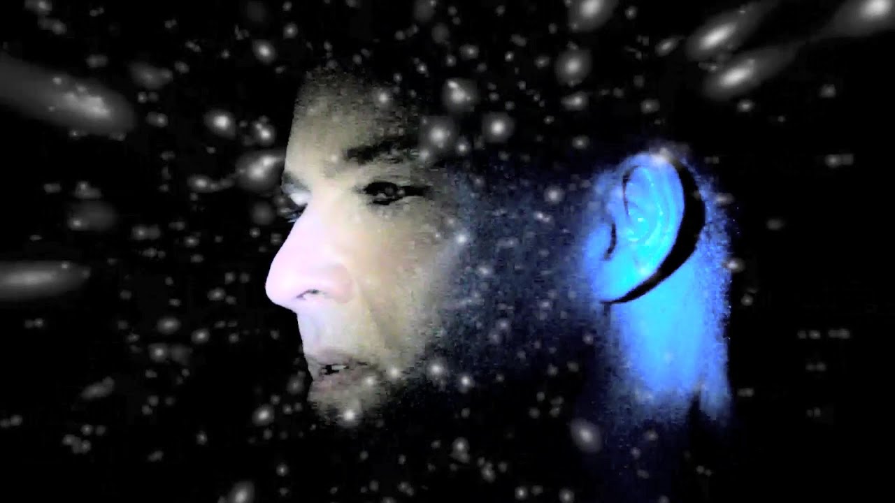 STEVEN JONES & LOGAN SKY "Christmas In The Machine"