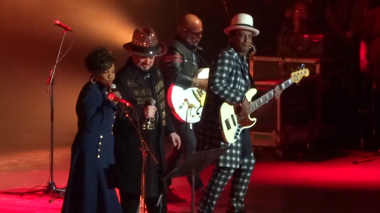 Culture Club & Gladys Knight - Runaway Train @ The Greek Theatre, Los Angeles, CA 10-318