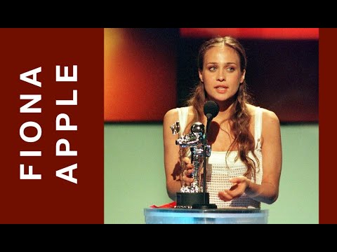 Fiona Apple – 1997 VMA awards – "This [showbiz] world is Bulls***"