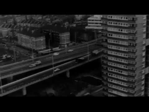 David Bowie - Always Crashing In The Same Car