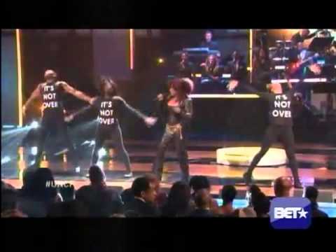Chaka Khan *It's Not Over* Live 2013