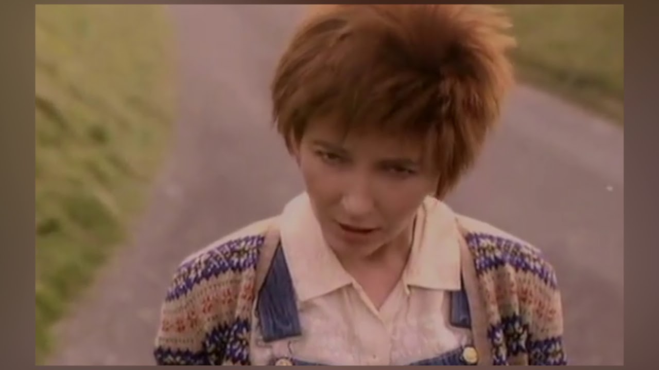 Kate Bush - Humming (2018 Remaster)